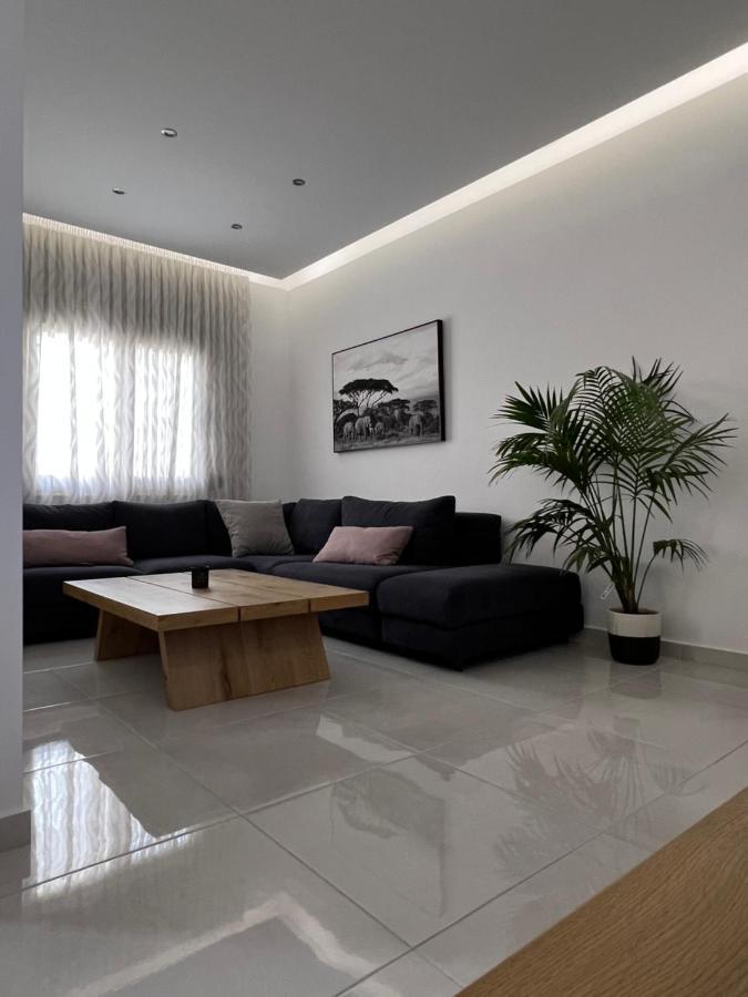 הרקליון Modern Apartment Close To Airport With Gym And Bbq מראה חיצוני תמונה