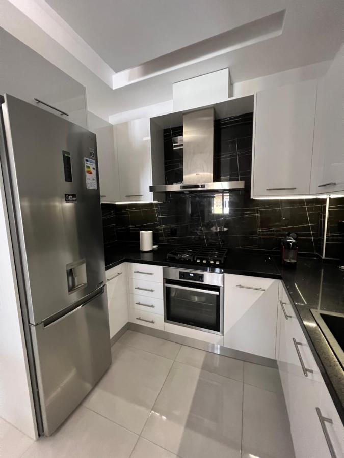 הרקליון Modern Apartment Close To Airport With Gym And Bbq מראה חיצוני תמונה
