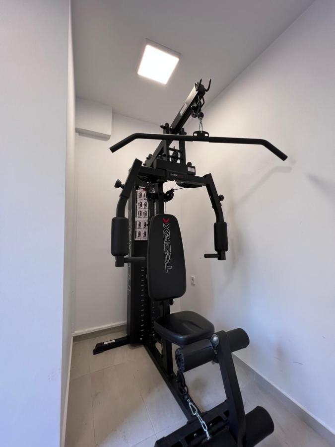 הרקליון Modern Apartment Close To Airport With Gym And Bbq מראה חיצוני תמונה