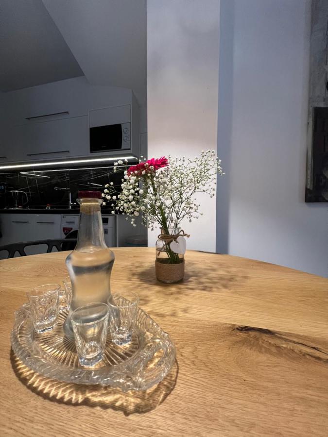 הרקליון Modern Apartment Close To Airport With Gym And Bbq מראה חיצוני תמונה